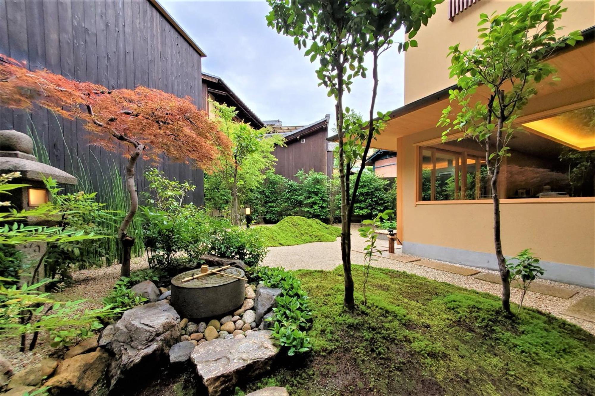 Itsukushimahigashimonzen Kikugawa Hotel Hatsukaichi Exterior photo